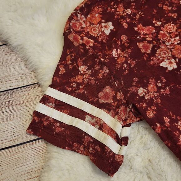 Joe Boxer red floral mesh short-sleeved tee - Picture 2 of 5